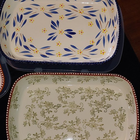 Temp-tations by Tara - Deep Dish Platter with Cover - Picture 4 of 7